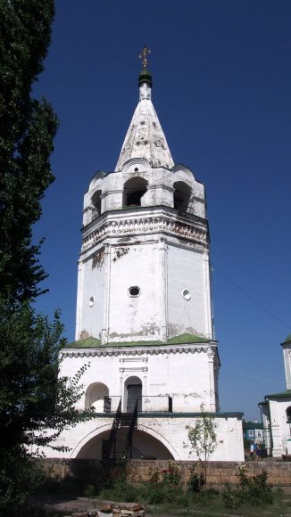 шатровая колокольня Воскресенского собора